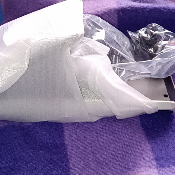 Brand New PS5 Controller Charging Station - Picture 2 of 3